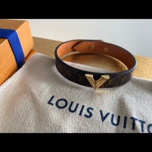 Authentic Louis Vuitton bracelet-brand new